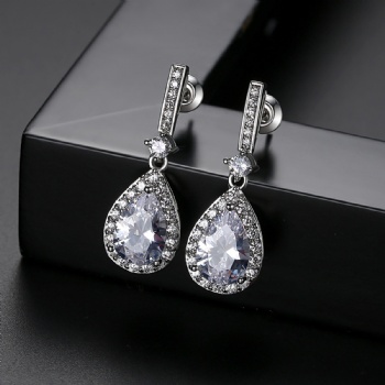 Cubic Zircon Earrings E1154