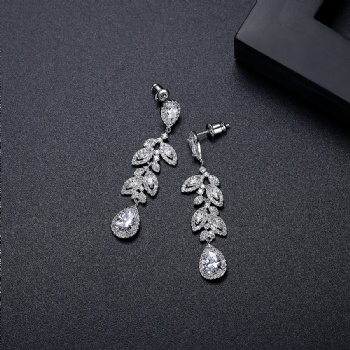 Cubic Zircon Earrings E1178