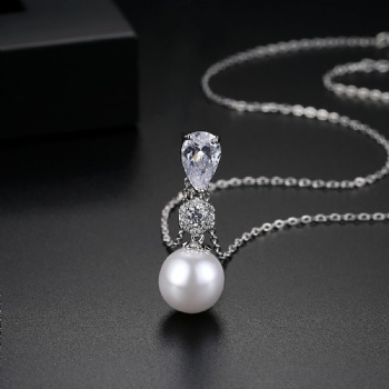 Cubic Zircon Necklace N1155