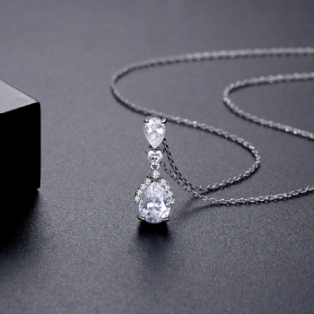 Cubic Zircon Necklace N1176