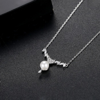 Cubic Zircon Necklace N1186