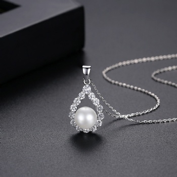 Cubic Zircon Necklace N12011