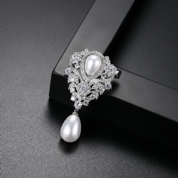 Cubic Zircon Brooch BR001