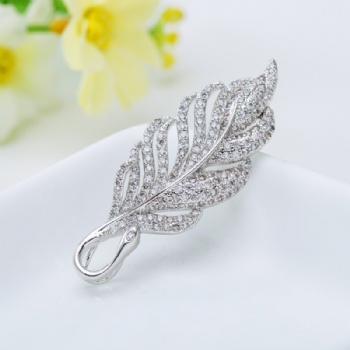 Cubic Zircon Brooch BR031