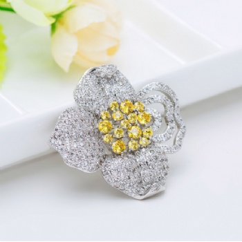 Cubic Zircon Brooch BR032