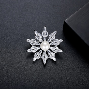 Cubic Zircon Brooch BR040