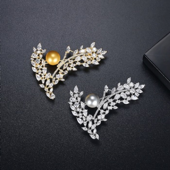 Cubic Zircon Brooch BR041