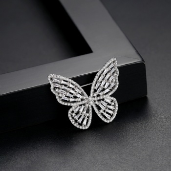 Cubic Zircon Brooch BR057