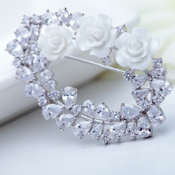 Cubic Zircon Brooch BR050