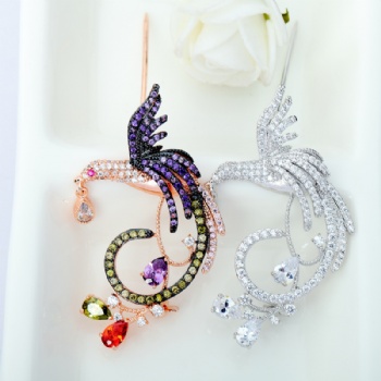 Cubic Zircon Brooch BR079