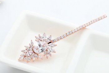 Cubic Zircon Hairpin HP2056