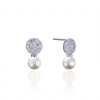 Sterling-silver-pearl-earrings-SE159