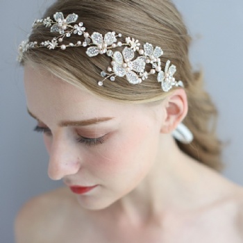 Handmade Bridal Headpiece D4161