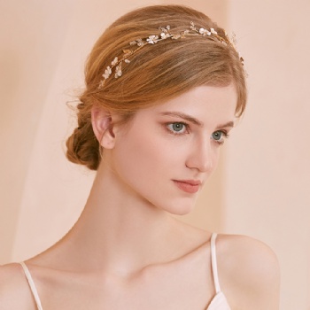 Handmade Bridal Headpiece D2445