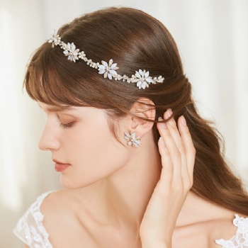 Handmade Bridal Headpiece D2575