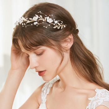 Handmade Bridal Headpiece D2570