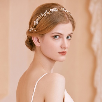 Handmade Bridal Headpiece D2538